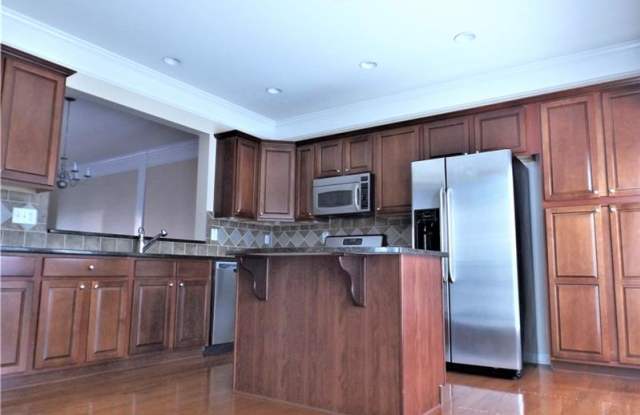 2823 Mount Wilkinson Parkway SE Gallery 3