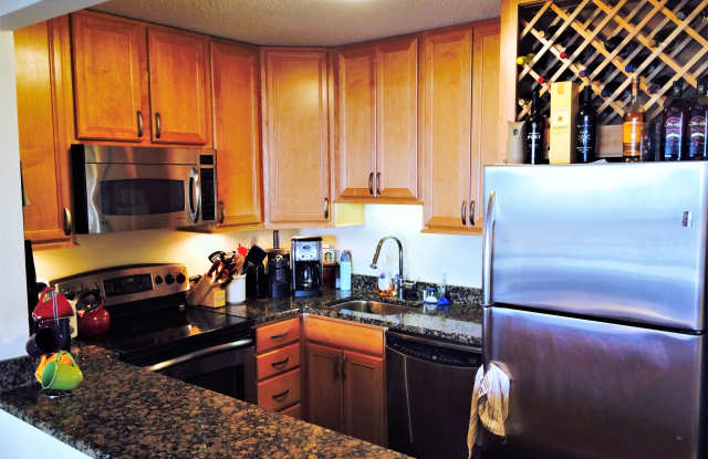1660 North Prospect Avenue photos photos