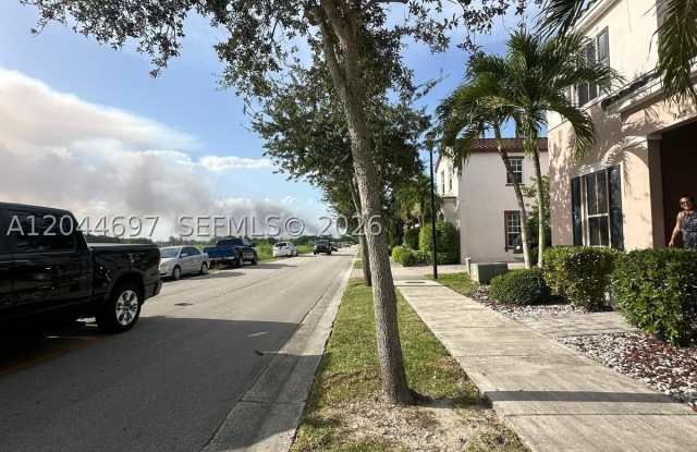 9283 SW 172nd Ave Gallery 2