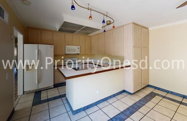 10512 Caminito Westchester - 10512 Caminito Westchester, San Diego, CA 92126