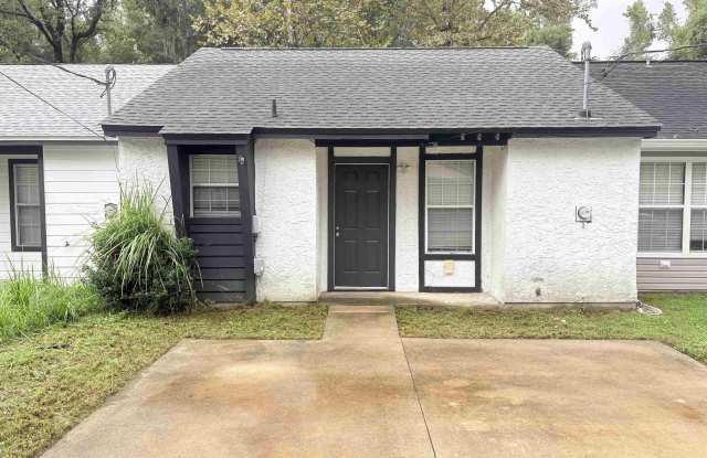 3222 HUNTINGTON WOODS Boulevard Gallery 1