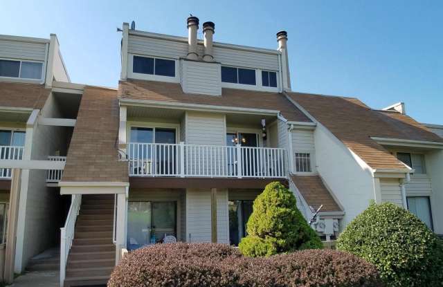 1030 WARWICK COURT photos photos