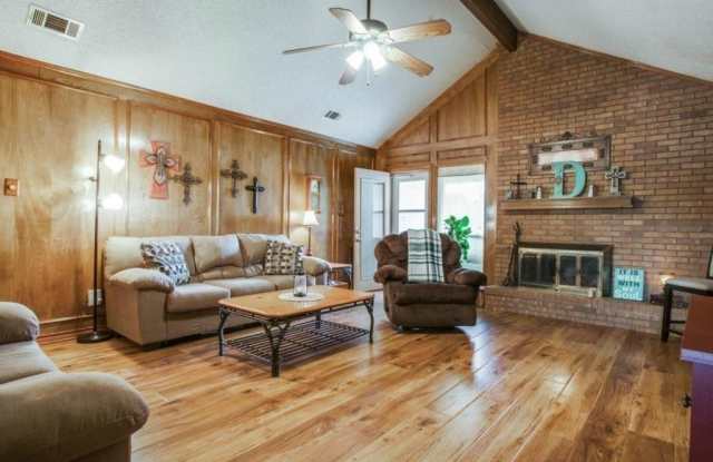 609 Willow Way Gallery 2