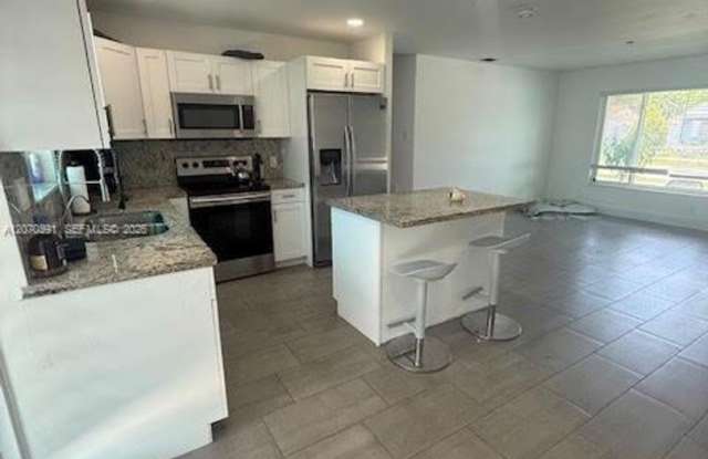 1730 SW 65th Avenue, North Lauderdale, FL 33068 - 5236 photos photos