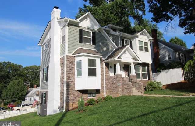 1301 S QUINCY STREET - 1301 South Quincy Street, Arlington, VA 22204