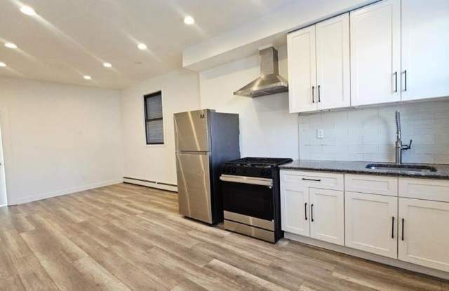 1210 12TH ST photos photos