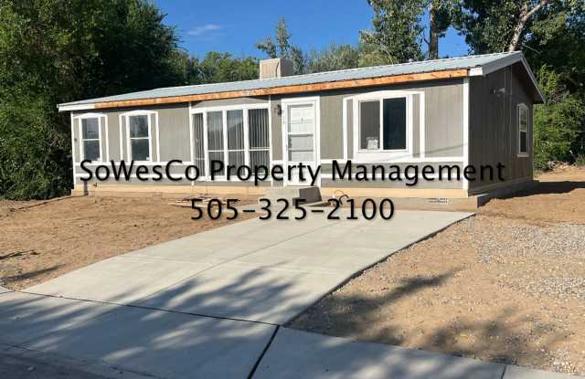 3 Bedroom 2 Full Bath Home near Downtown photos photos