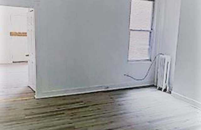 2206 Poplar Grove Gallery 2