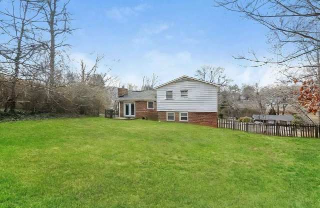 158 Adams Court photos photos