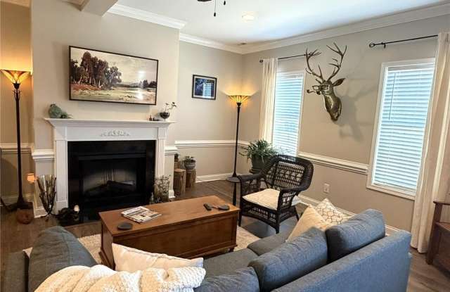 4198 Pickering Drive Gallery 2