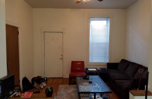 2022 West McLEAN Street Gallery 4