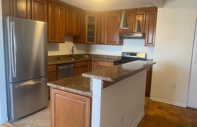 1121 UNIVERSITY BOULEVARD W - 1121 University Boulevard West, Kemp Mill, MD 20902