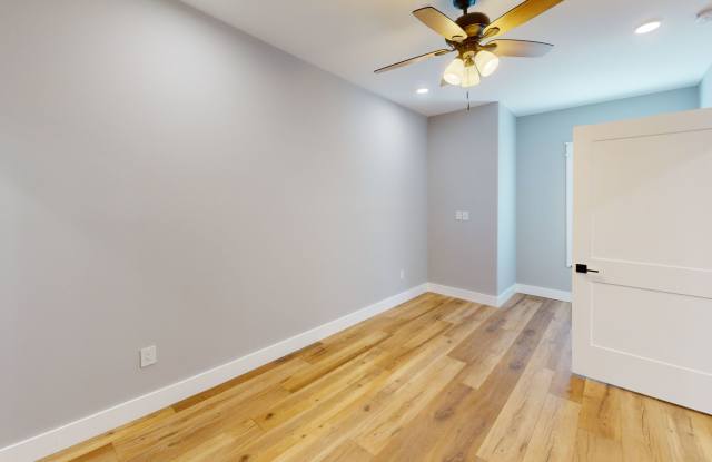 ✴️ Waitlist for Aug2027–Jul2028 Now Open! |4BR 4BA New Off Campus Housing Near UTK Gallery 2