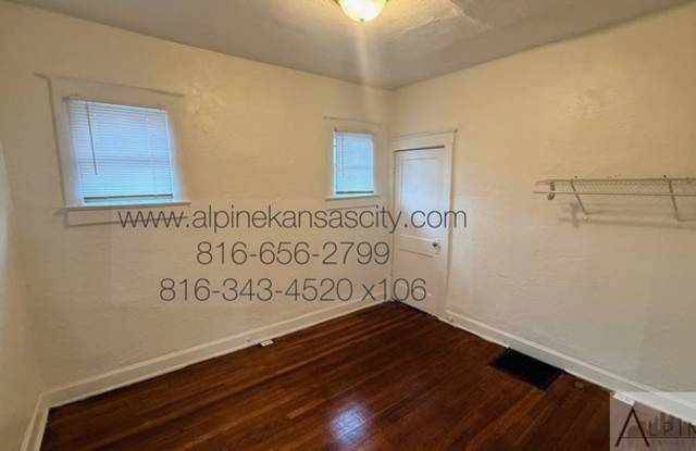 2965 Jackson Avenue Gallery 3
