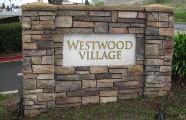 Beautiful Upstairs 1 bedroom Condo in Bay Point! Gallery 2