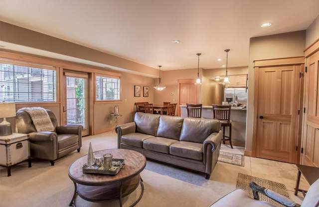 1 Bedroom | 1.5 Bathrooms | 2 Flexible Bonus Spaces | Luxury Riverstone Condo Gallery 1