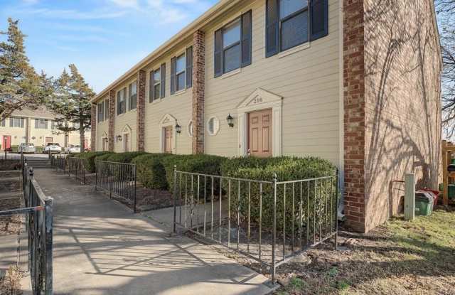 298  W Mountain  ST photos photos