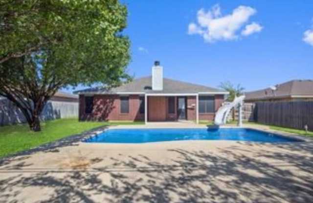 4702 Ronald Drive photos photos