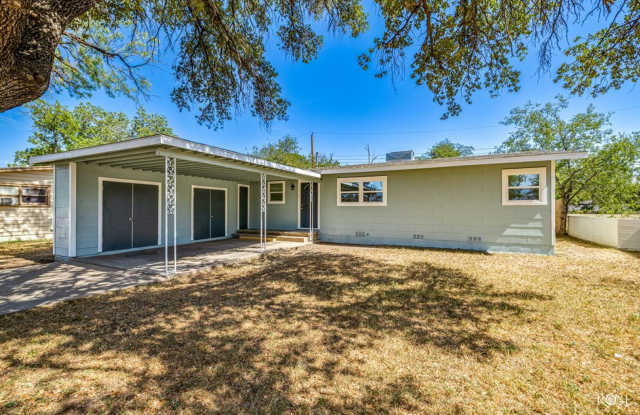NOW AVAILABLE - 3 Bedroom Home in College Hills!! photos photos