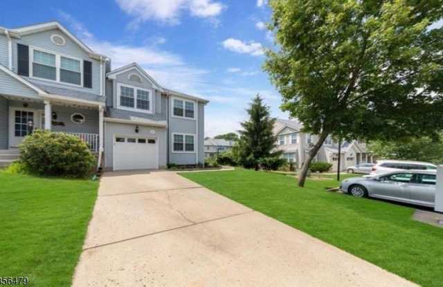 105 Castleton Rd photos photos