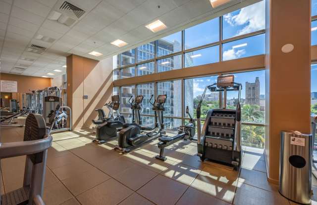 Capitol Place - High Floor! Gallery 1