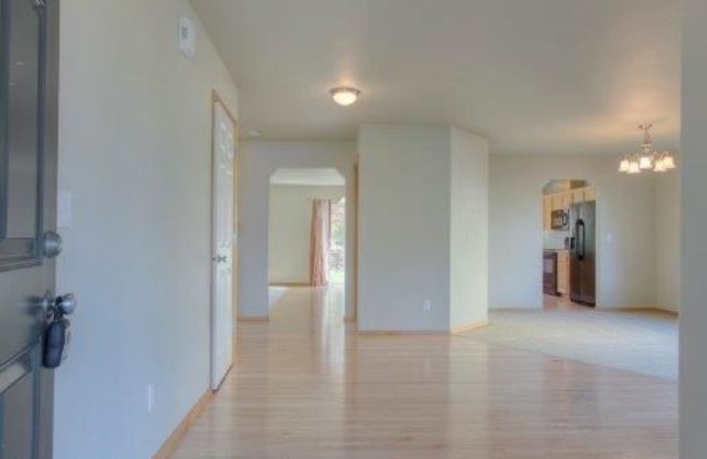 2709 SW 311th Street Gallery 3