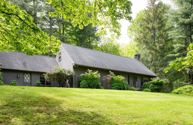 109 Cobble Road photos photos