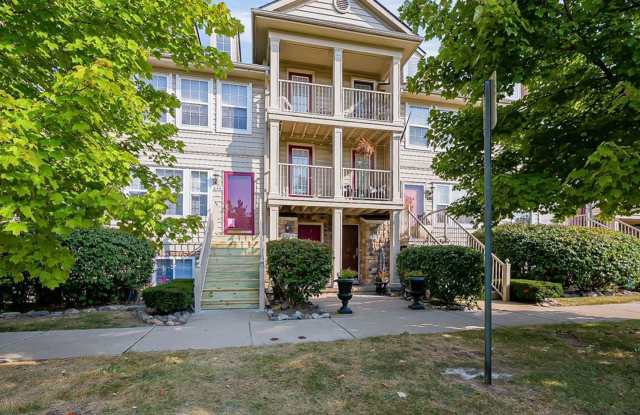 Introducing a beautiful 2 bedroom, 2 bathroom house located in Pontiac, MI. - 642 Lydia Lane, Pontiac, MI 48341