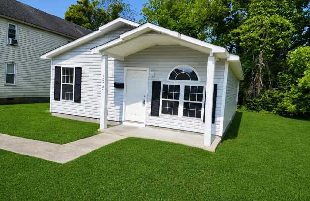 Super Cute home located in City Limits photos photos Super Cute home located in City Limits photos photos