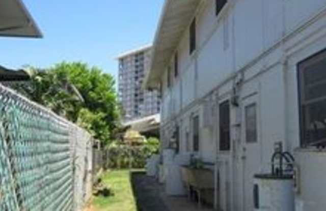 1612 Anapuni St Gallery 2