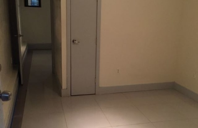 205 Taaffe Pl 1R Gallery 2