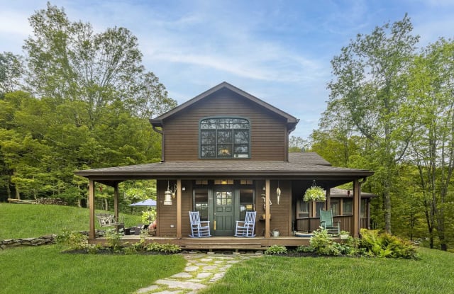 203 DEEP HOLLOW - 203 Deep Hollow Road, Dutchess County, NY 12592