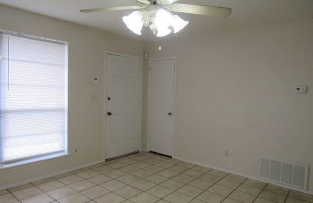 Nice home in Pace! photos photos