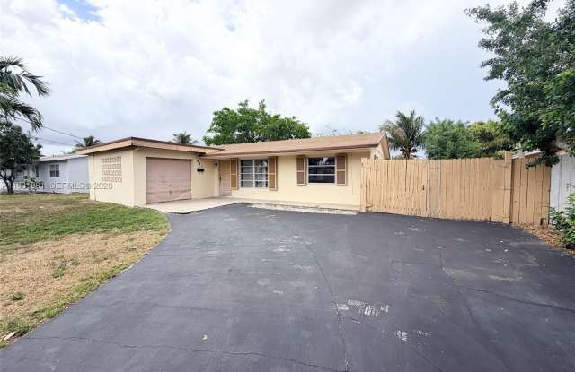 621 NW 38th Pl photos photos