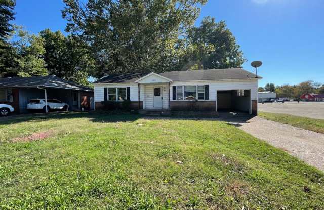 1303 Warner now available for lease! 3 bed 2 bath. photos photos