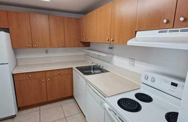 405 Executive Center Drive photos photos