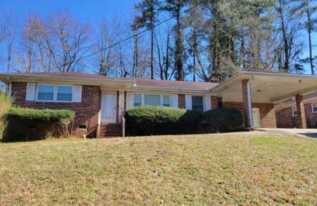 2802 Battlecrest Dr - 2802 Battlecrest Drive, Panthersville, GA 30034