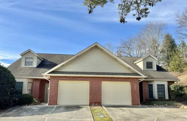 101 Pinewood Drive - 1 photos photos