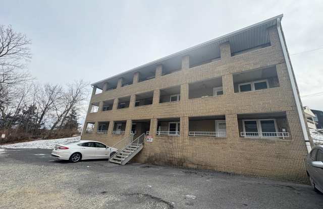 1056 DUAL Place unit: 4 photos photos