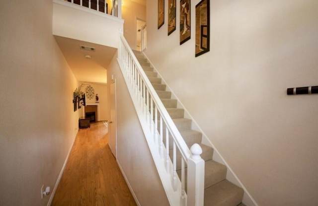 5940 La Vista Drive Gallery 2
