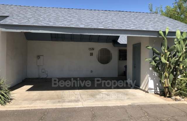 302 N Sycamore photos photos