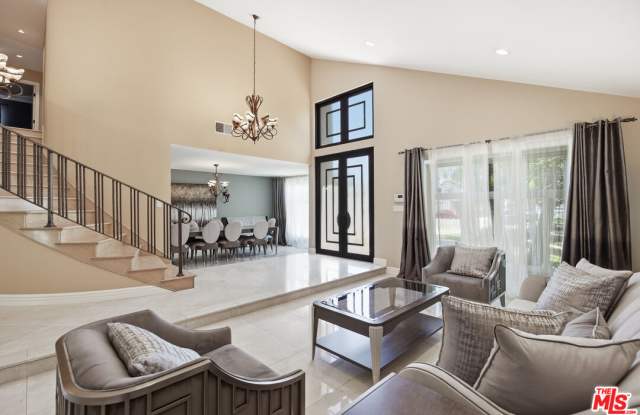 8739 McLennan Avenue photos photos