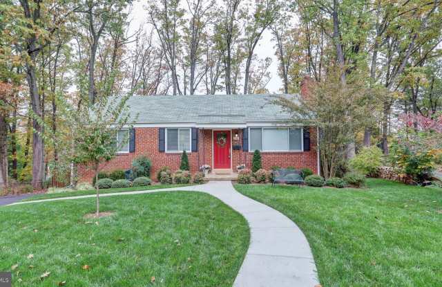7400 TOWER STREET - 7400 Tower Street, Idylwood, VA 22046