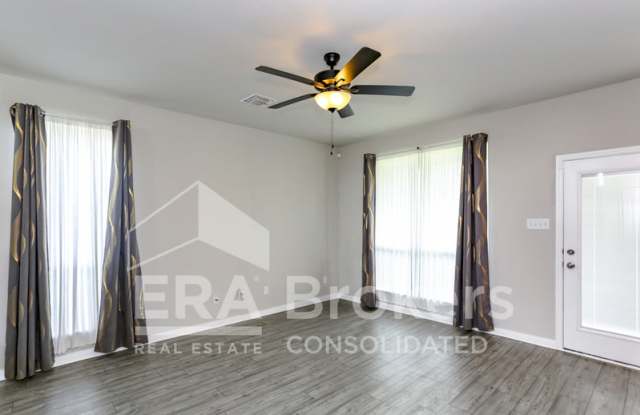 909 Clanton Cove Gallery 3