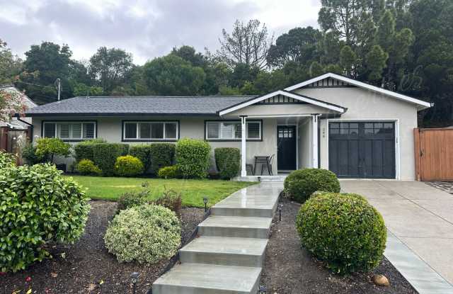 Lovely Home Close to All Amenities ~ Bel Aire Estates photos photos