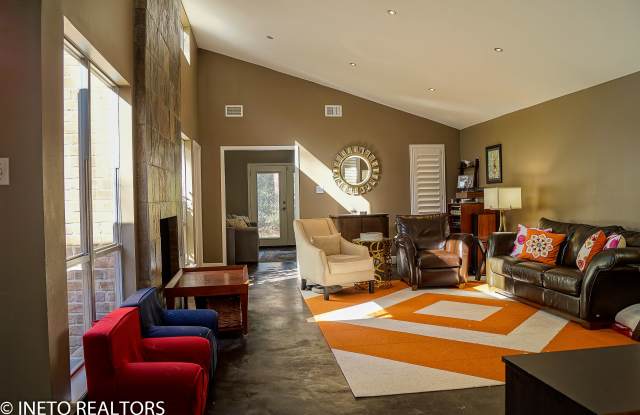 2016 Bristlecone Pl Gallery 2