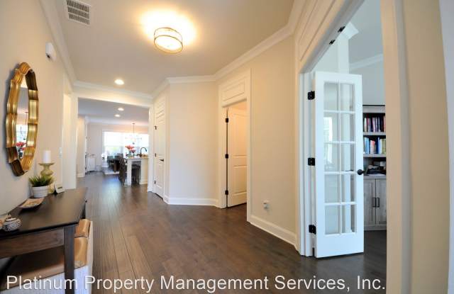 705 Fieldcrest Park Ln Gallery 3