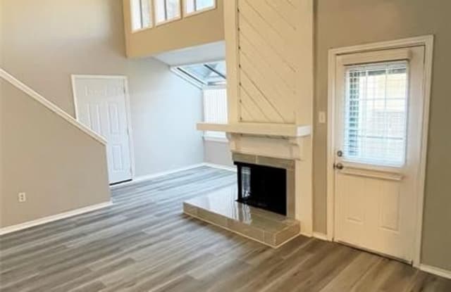 9600 Royal Lane - 9600 Royal Ln, Dallas, TX 75231