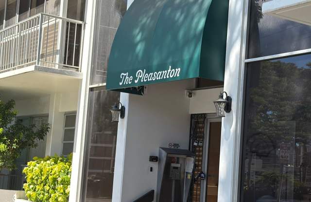 Studio in the Pleasanton - located Right Across the Street from Punahou School - Excellent Location photos photos