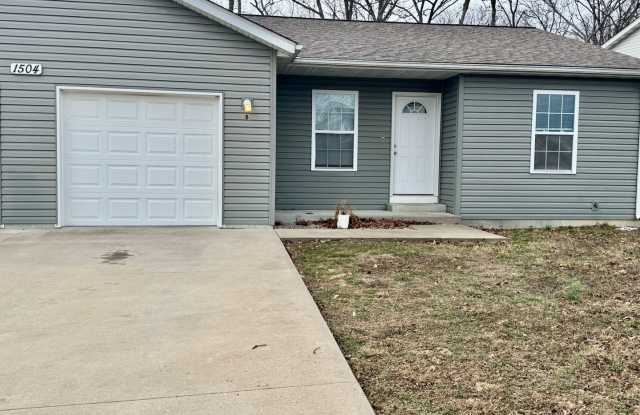 3 Bedroom 2 bath duplex Gallery 3